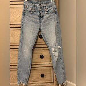 American Eagle 90’s Skinny Jean